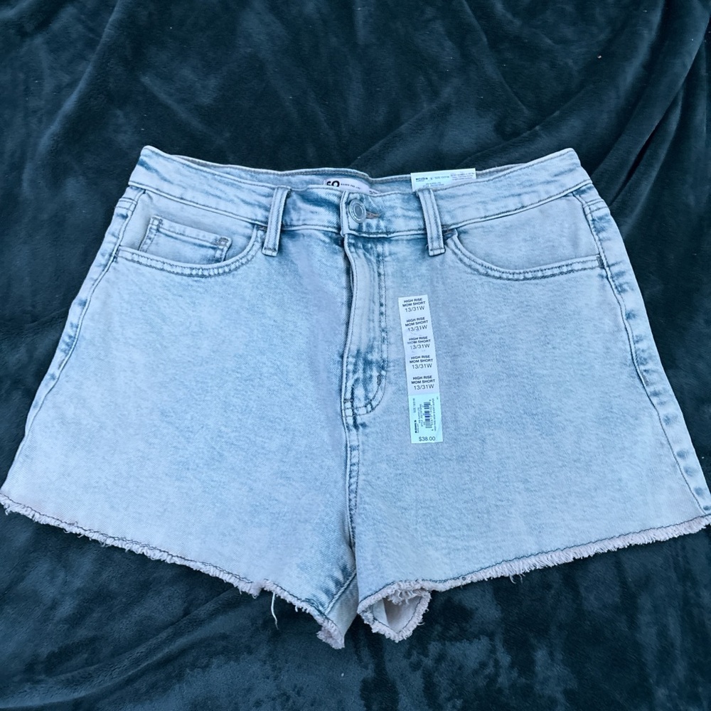 SO Light Gray Jean Shorts